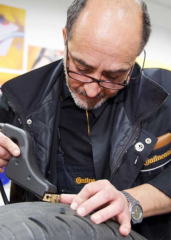 From freezing the tread pattern to manufacturing the finished tyre