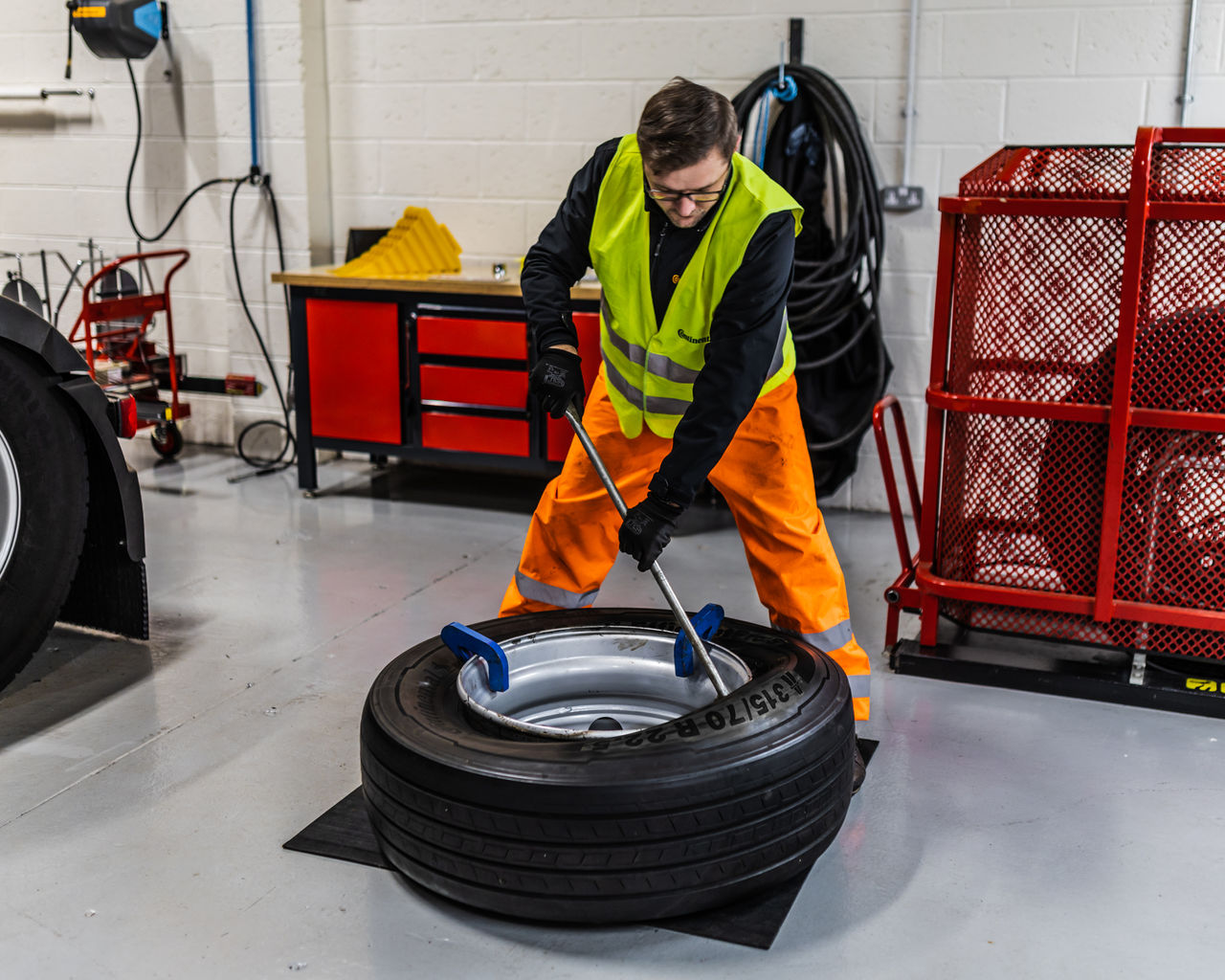 Workshop truck tyre fitting